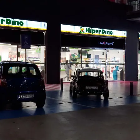 호스텔 Playa Ingles Patronato 1f. *