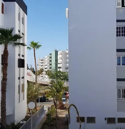 호스텔 Playa Ingles Patronato 1f. *